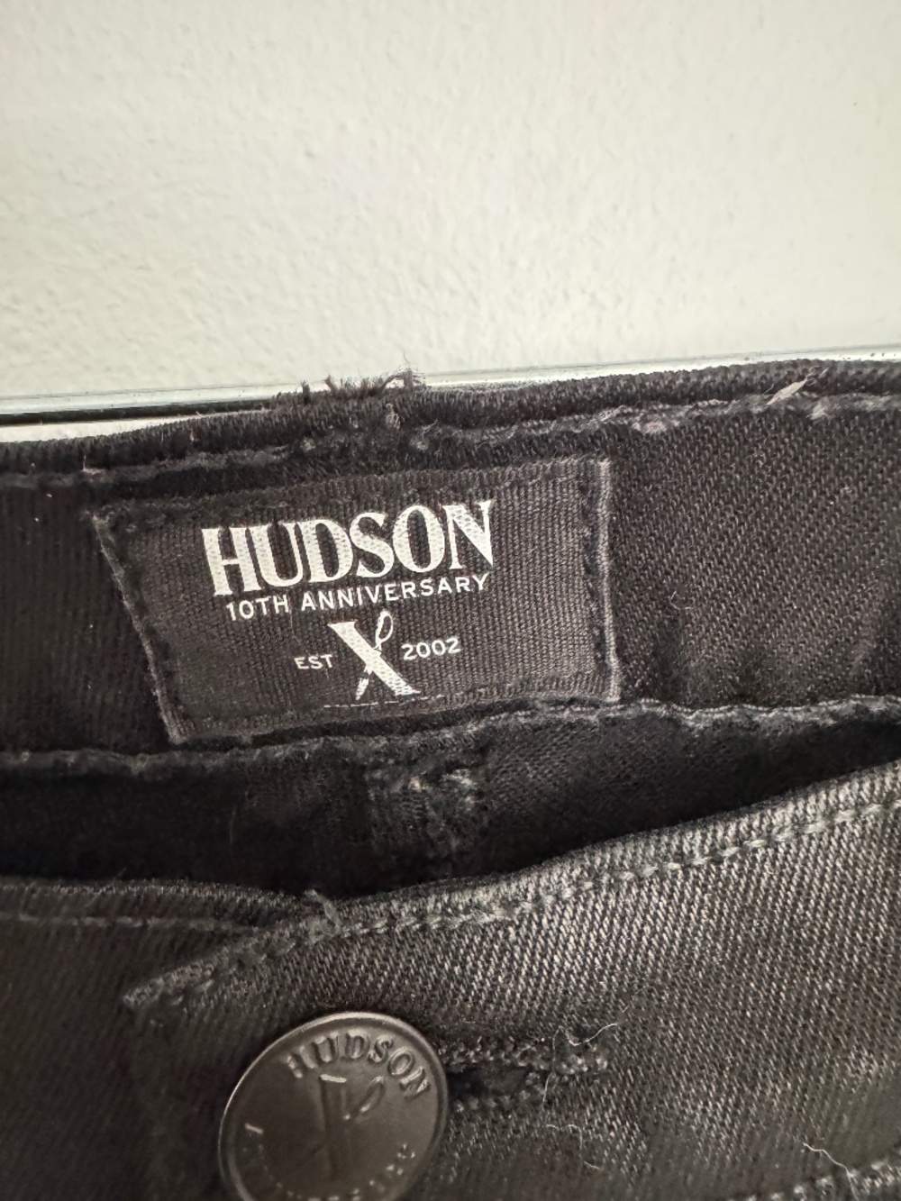 Hudson Krista Black Super skinny 10th Anniversary Jeans 28